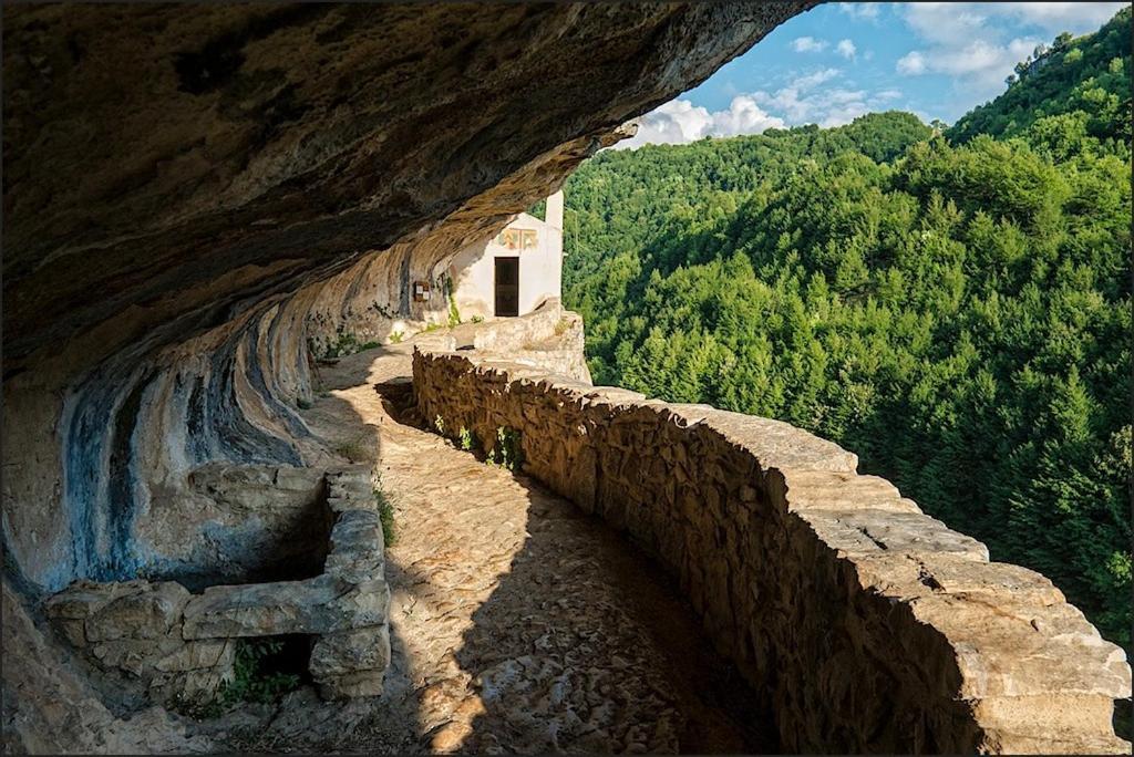Azienda Agrituristica La Torretta Tocco da Casauria Dış mekan fotoğraf